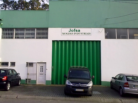 Vertriangulos